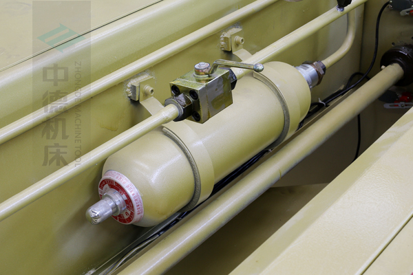 ZDG-832氮氣回程裝置,蓄力大,回程速度快.jpg ZDG-832氮氣回程裝置,蓄力大,回程速度快.jpg