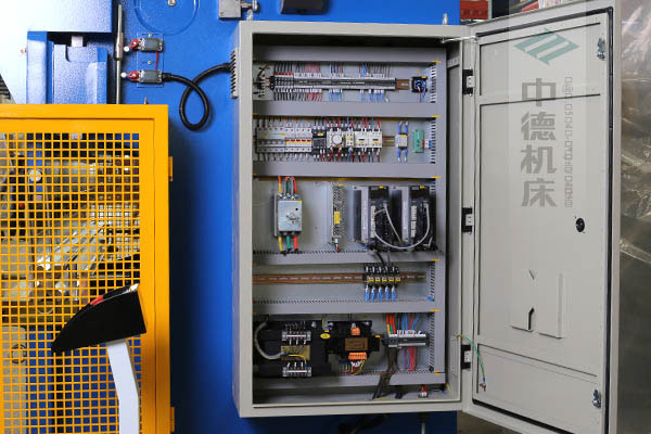 ZDPK-10032采用法國進口施耐德元氣件,穩定耐用壽命長 ZDPK-10032采用法國進口施耐德元氣件,穩定耐用壽命長